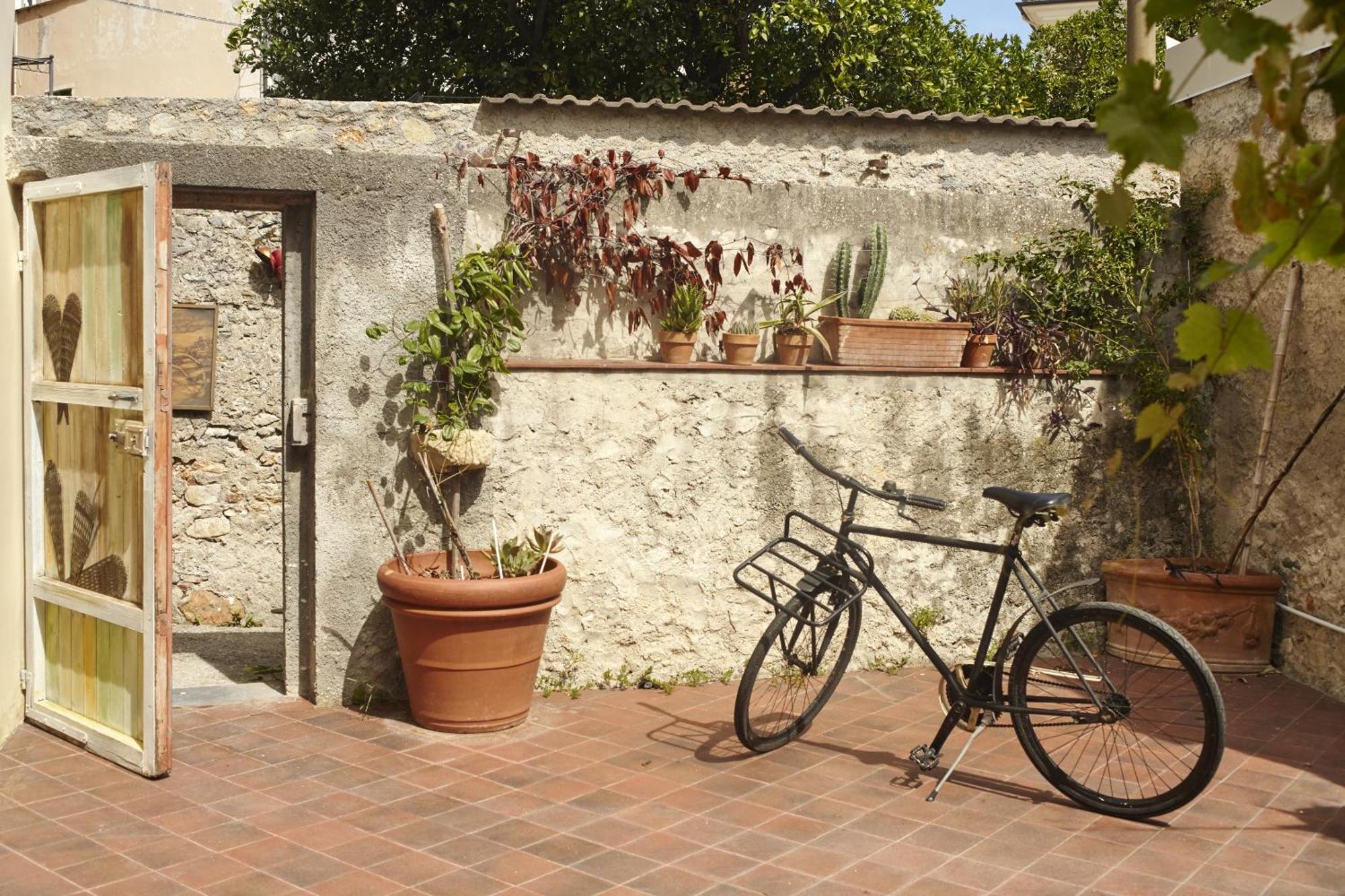 B&B Giardinidivale A 2 Chilometri Da Finale Ligure Borgio Verezzi Zimmer foto